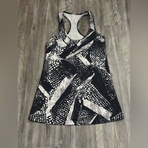 Lululemon Athletica Black and Gray Patterned Tank Top